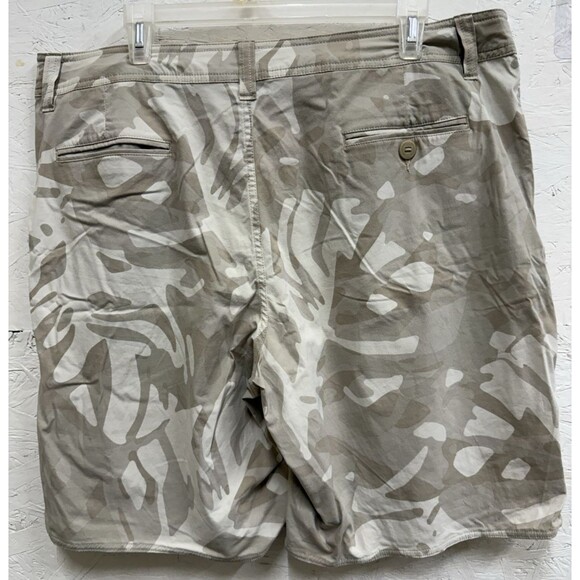 Patagonia Stretch Wavefarer  Patterned Shorts Men's Size 38 khaki/sand - Picture 4 of 9